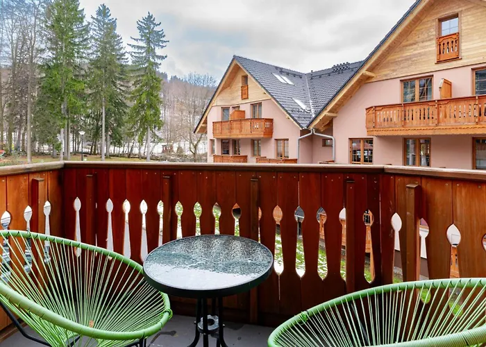 Rentplanet - Apartamenty Nadrzeczna